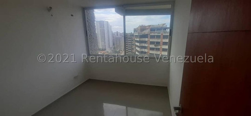 Hermoso Apartamento En Alquiler En El Este