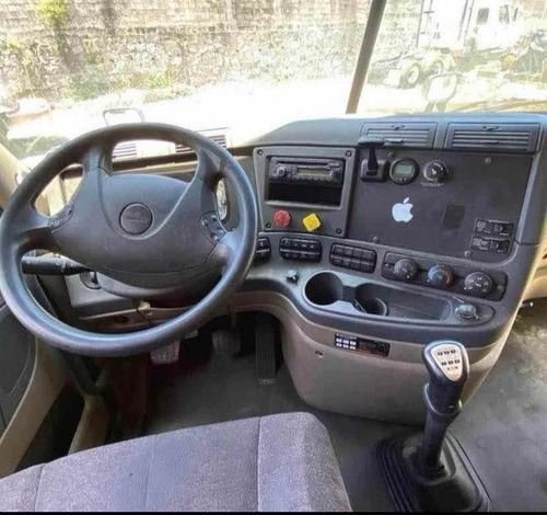 Cabezal Freightliner Cascadia 2017