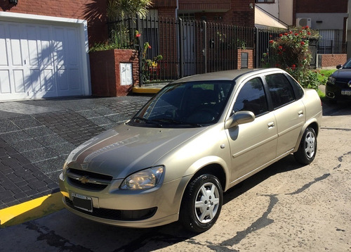 Chevrolet Corsa Classic Ls Spirit 2012 4 Puertas Gol Clio
