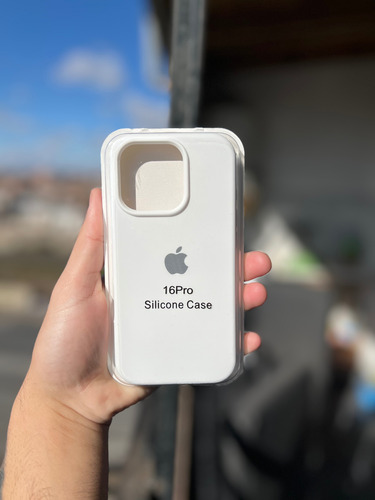 Funda Silicone Case Iphone 16 Pro Blanco Lisa
