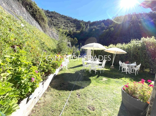 Moderna Town House En El Arrayan, Sector Los Refugios
