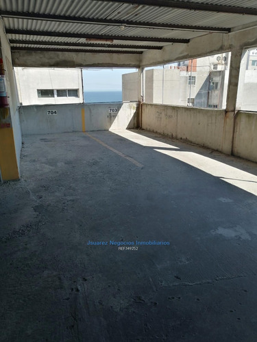 Imagen 8 de 13 de J.s Parking En Ciudad Vieja Cw149252