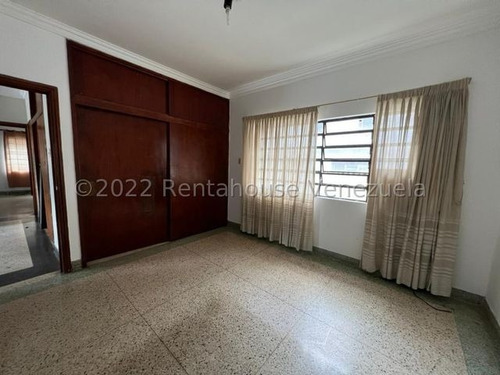 Imagen 13 de 16 de Casa En Venta En Colinas De Bello Monte #22-22502