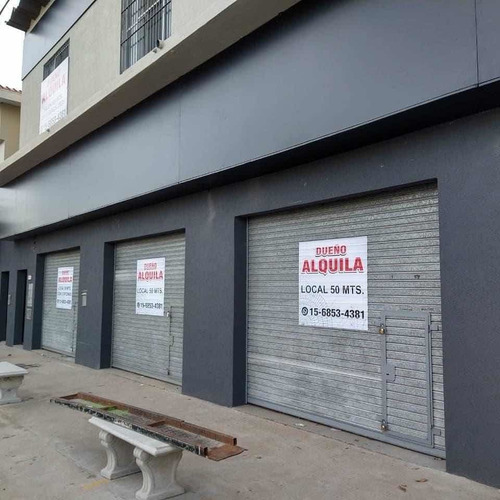 Imagen 3 de 9 de Particular Directo Vende,edificio Completo Ideal Inversionista X Ubicacion Del Lugar.son 1.160 De Lote Con 1.460mts Cubiertos Con 8 Locales,1 Salon Y Un Chalet.valor Final De Oferta D1,500,000.