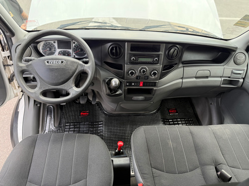 Iveco Daily 70/17 Doble Cabina