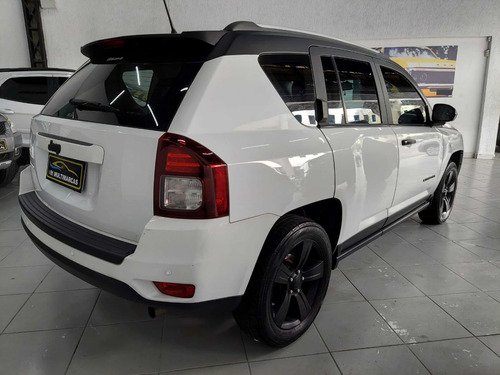 Imagem 7 de 18 de Jeep Compass 2015 2.0 Sport Aut. 5p