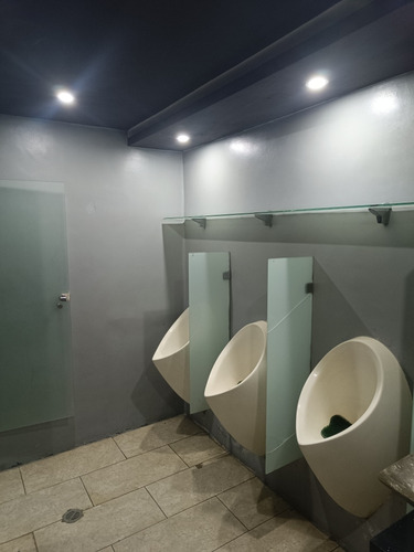 Altamira, Venta Hermoso Local , Ubicación Perfecta Para Un Restaurante, Discoteca, Concesionario De Autos Etc