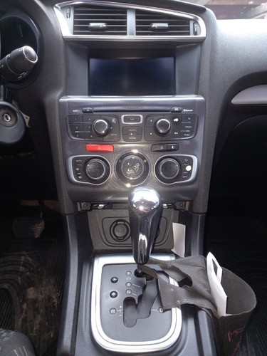 Imagen 6 de 12 de Citroën C4 Lounge 2015 1.6 Tendance At6 Thp 163cv Am16