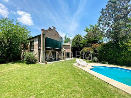 Imagen 8 de 21 de Excelente Casa Con Gran Parque Y Pileta A Mts De La Panamericana Km 38.5