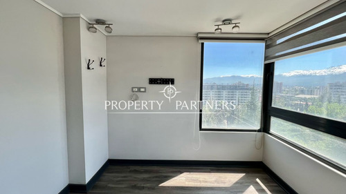 Propiedad En Arriendo En Calle Santa Cristina, Mac...