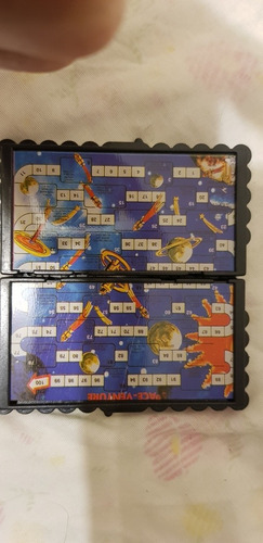 Imagen 3 de 4 de Mini Juego Espacial Con Dado Y Fichas Largo 8.5cm Ancho 4.5c