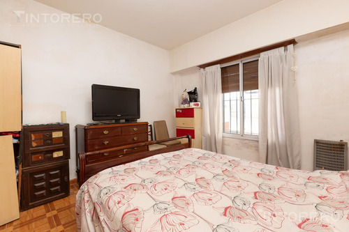 Venta Casa 3 Ambientes Caseros Patio Y Quincho