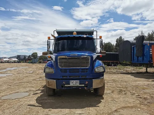 Freightliner M2 112