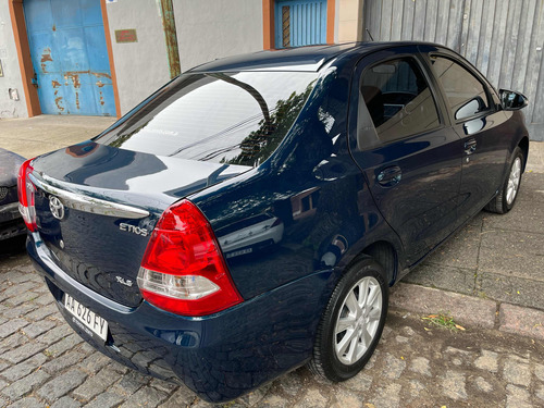 Toyota Etios 1.5 Sedan Xls At