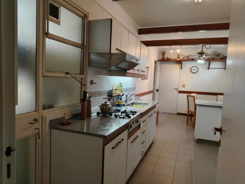 Venta- Departamento 5 Ambientes- C.a.b.a