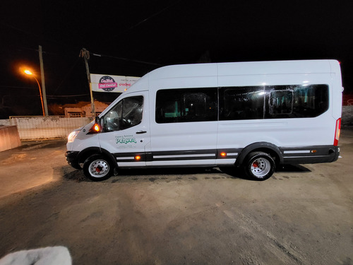 Ford Transit 2.0 Minibus 17+1 460E