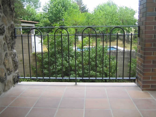 Balcones De Fierro Forjado A Pedido