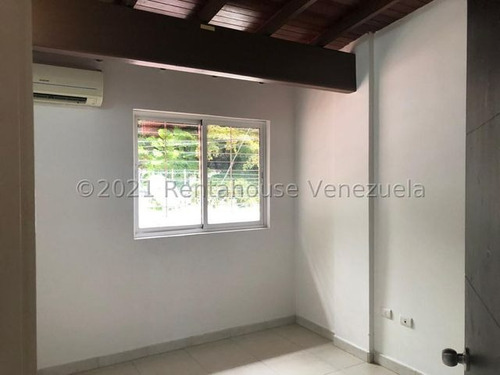 Increible Villa Ubicada En Conjunto Residencial De Solo 19 Casas, Cuenta Con Planta Electrica 100%, Pozo De Agua, Gas Directo, Con Agradables Areas Sociales (piscina, Parrillera)