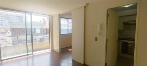 Departamento En Arriendo De 1 Dorm. Metro Santa Isabel