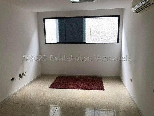 Imagen 2 de 18 de Edificio De Uso Comercial En Venta Prados Del Este Mls #23-16820