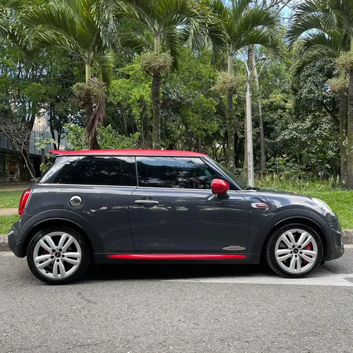 Mini John Cooper Works 2.0 TURBO AUTOMÁTICO