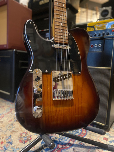 Guitarra Sollus Telecaster P/ Canhoto Brown Sunburst - Usada