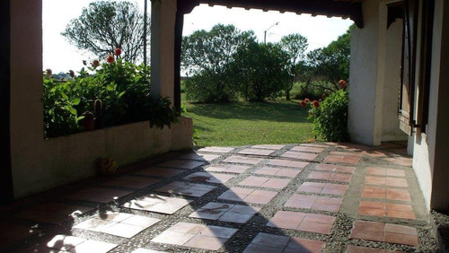 Imagen 6 de 15 de Dos Casas Con Gran Predio.