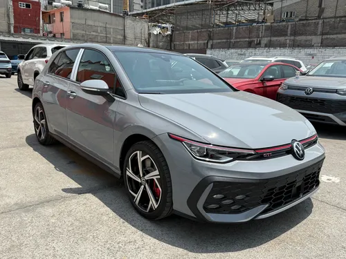 Volkswagen Golf GTI 2.0L Turbo 261HP DSG7 vel