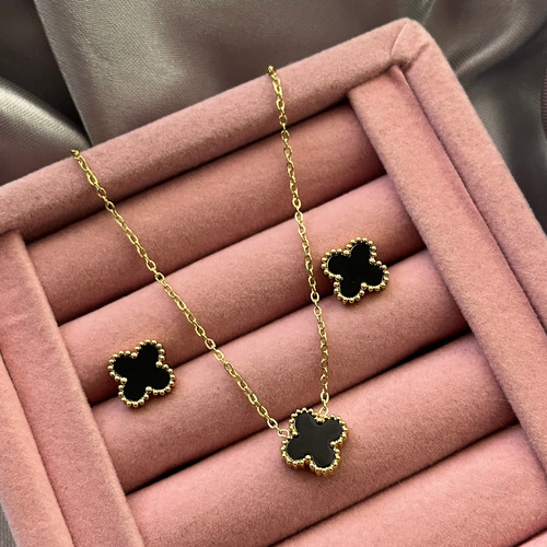 Colar Trevo Quatro Folhas Virgina + Brincos Banhado Ouro 18k Cor Preto