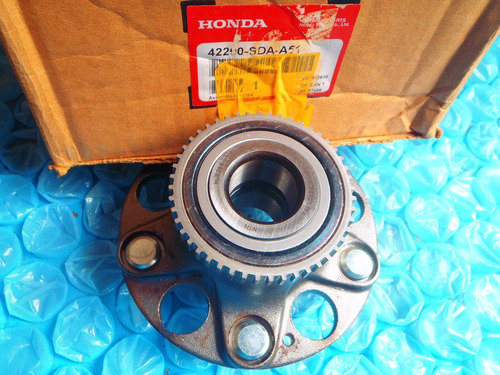 Mozo Trasero Honda Accord 2004 Al 2007 (rodamiento Trasero)