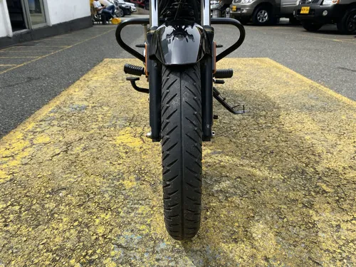 Bajaj Platino 125 2023