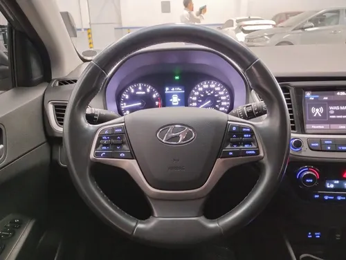 Hyundai Accent 1.6 Hb Gls At