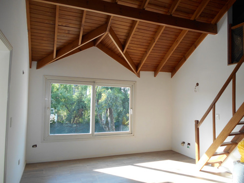 Chalet En Venta En Barrio Cerrado