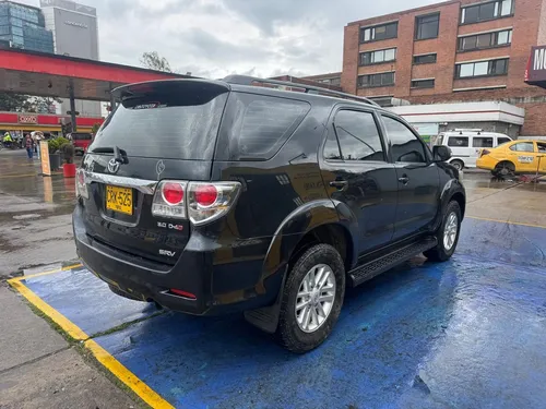 Toyota Fortuner Srv 3.0cc 4x4 Diesel Mt
