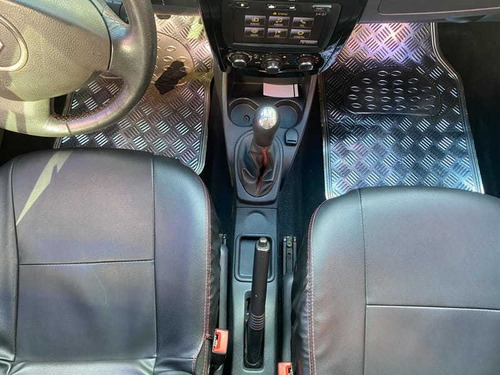 Imagem 13 de 15 de Sandero Gtl 16hp 2014