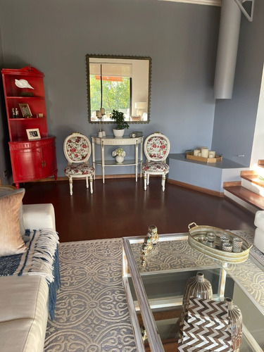 Imagen 15 de 16 de Vendo Preciosa Casa Con Lindos Jardines Y Piscina