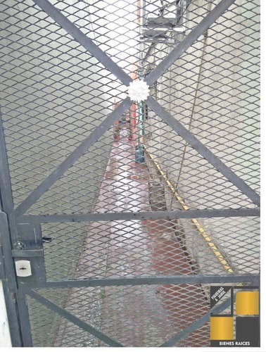 Imagen 2 de 14 de Departamento Tipo Casa En Venta En Lanus Oeste