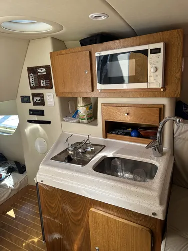 Trento 275 - 2016 - Volvo V6-280 Hp - Mooney Embarcaciones