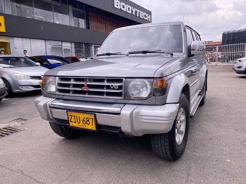 Mitsubishi Montero 3.0 V43 Wagon