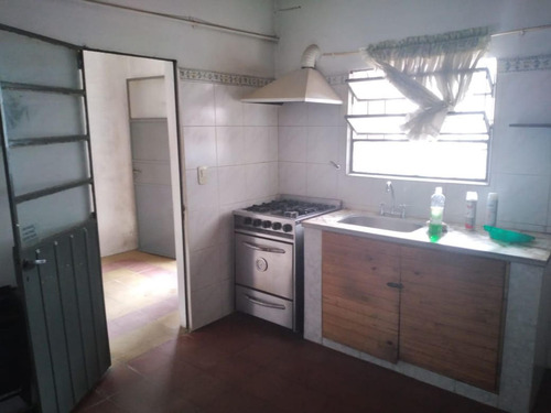 Casa En Venta En G. Catán.