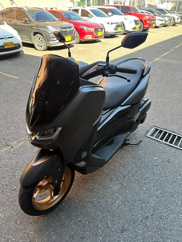 Nmax Connected Modelo 2025