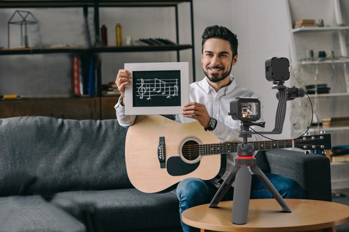 Kit Influencer Tripode+luz Led+ Microfono+ Control+soporte