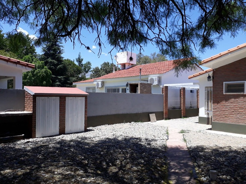 Imagen 4 de 11 de Venta De 3 Departamentos Céntricos En Merlo.