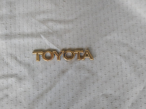 Lote 2 Antiguas Insignias Toyota