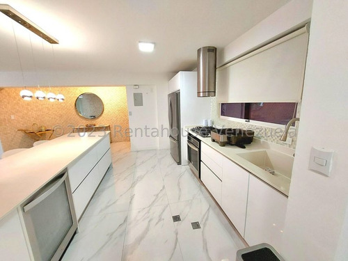 Apartamento En Alquiler En Santa Paula 25-20639