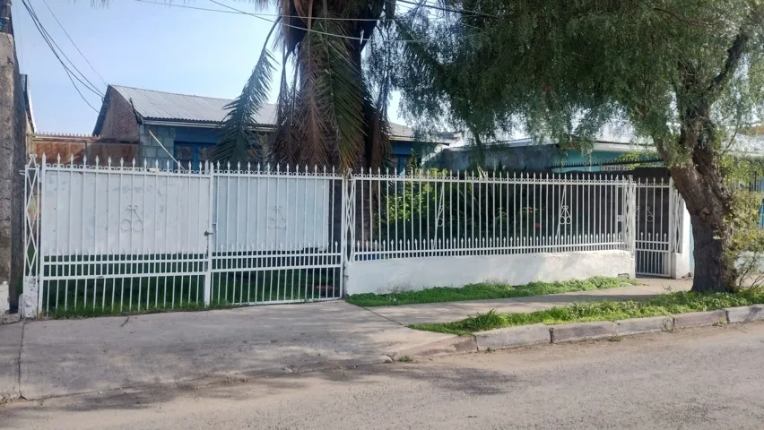 Imagen 1 de 13 de Amplia Propiedad En Población Malaquias Concha, La Granja