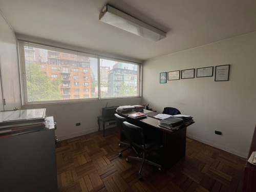 Oficina Altos Del Drugstore Providencia (68246)