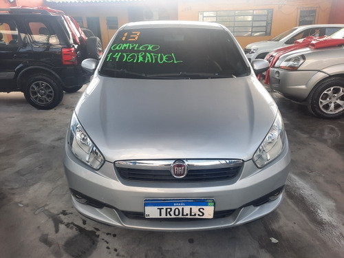 Imagem 3 de 13 de Fiat Grand Siena 2013 1.4 Tetrafuel 4p Tetra-combustible