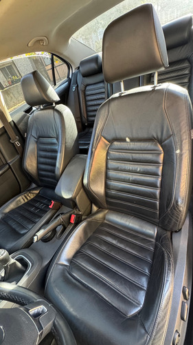 Volkswagen Vento 2.0 Sportline Tsi 200cv Bi-xenon