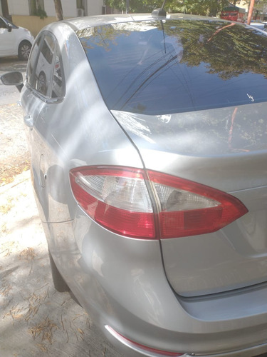 Ford Fiesta Kinetic Design Titanium